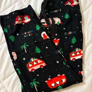 Old navy 100%cotton flannel pajamas with drawstring waist and side pockets .